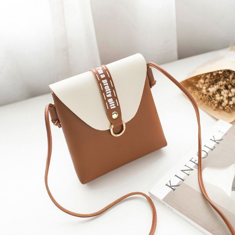 Hong Kong 2018 new mini-bag fashion zero-wallet mobile phone bag woman inclined satchel version single shoulder wave bag