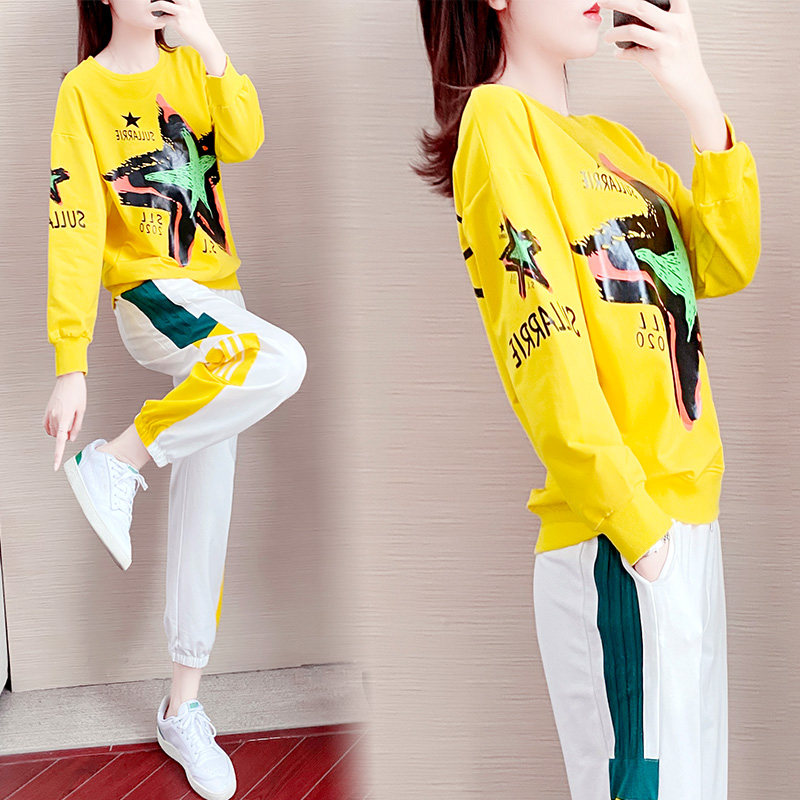 Hong Kong sportswear suit women's 2021 spring new loose Korean version of fashion round collar and two sets of damp