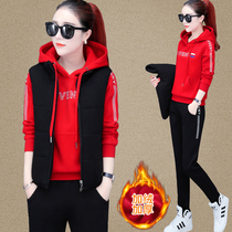 Hong Kong autumn and winter new womens fleece thick sports suit fashion hooded casual sweatshirt three-piece suit trendy