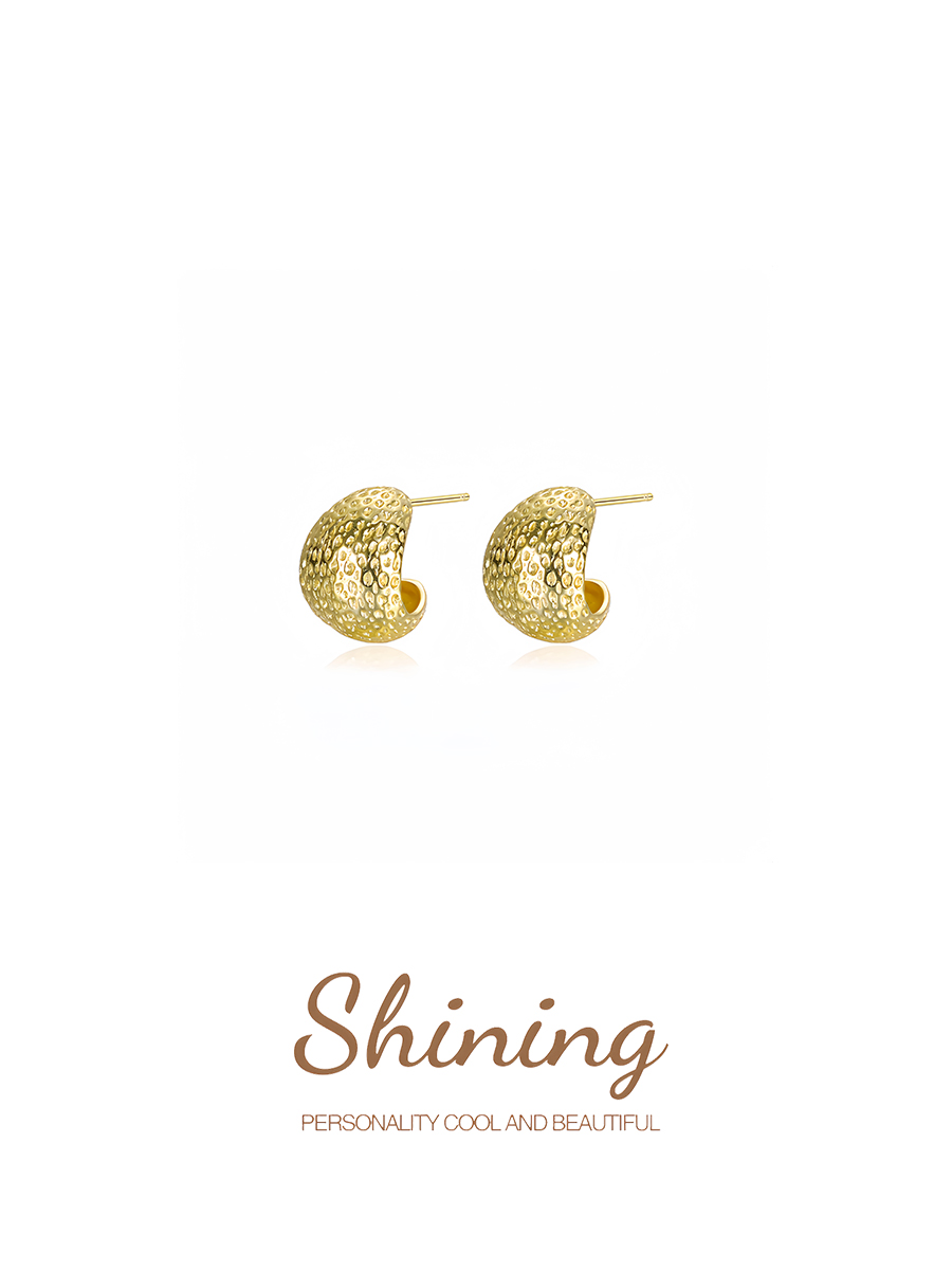 Delicate irregular creaty ear nail metal senses wire drawing retro C shaped Italian wind earrings ancient method technical ear decoration-Taobao