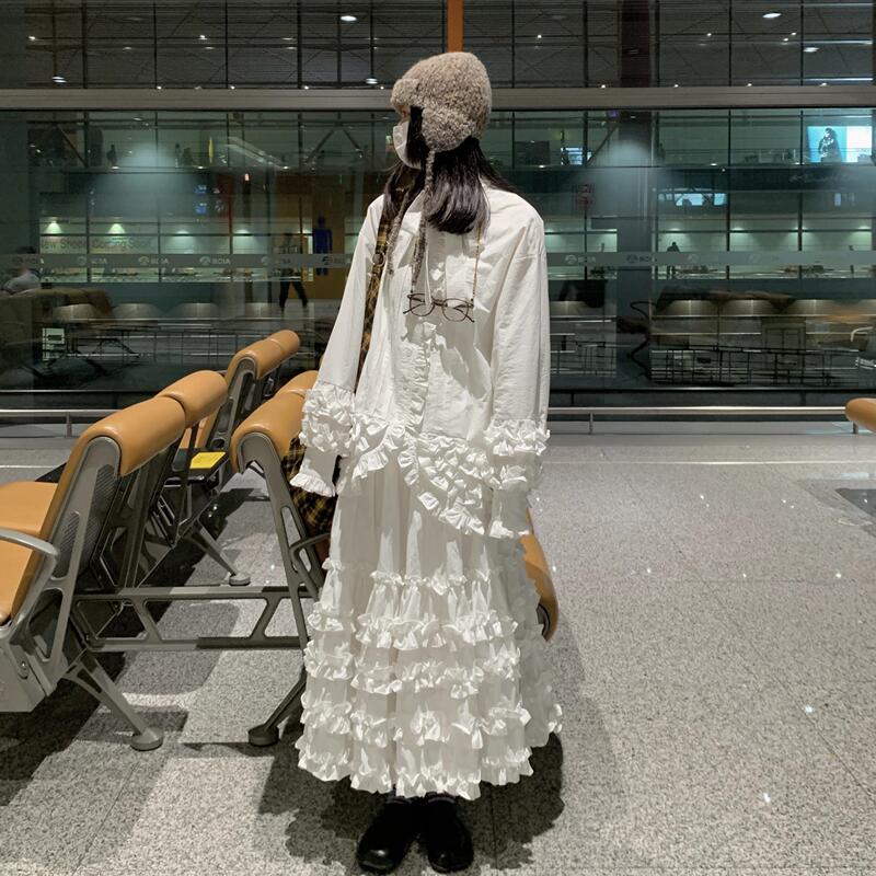 Winged Insect Insectis White Fashion Suit for Women Winter Design Shirt Two-Piece Set Lace Skirt