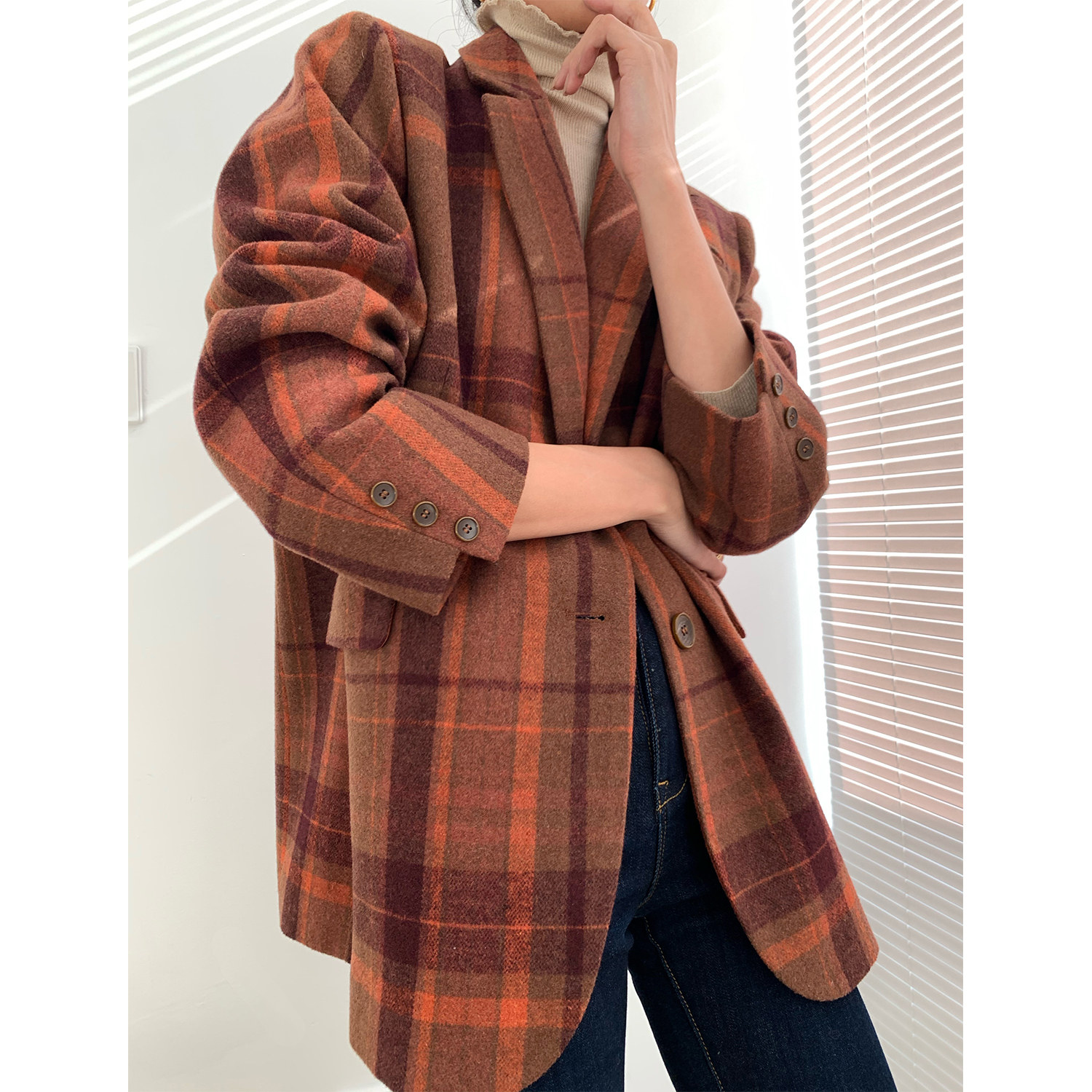 Retro Plaid Woolen Suit Jacket Woman Autumn Winter Design Sensation Little Sublembent Wind Long Sleeve Casual Western Suit Blouse