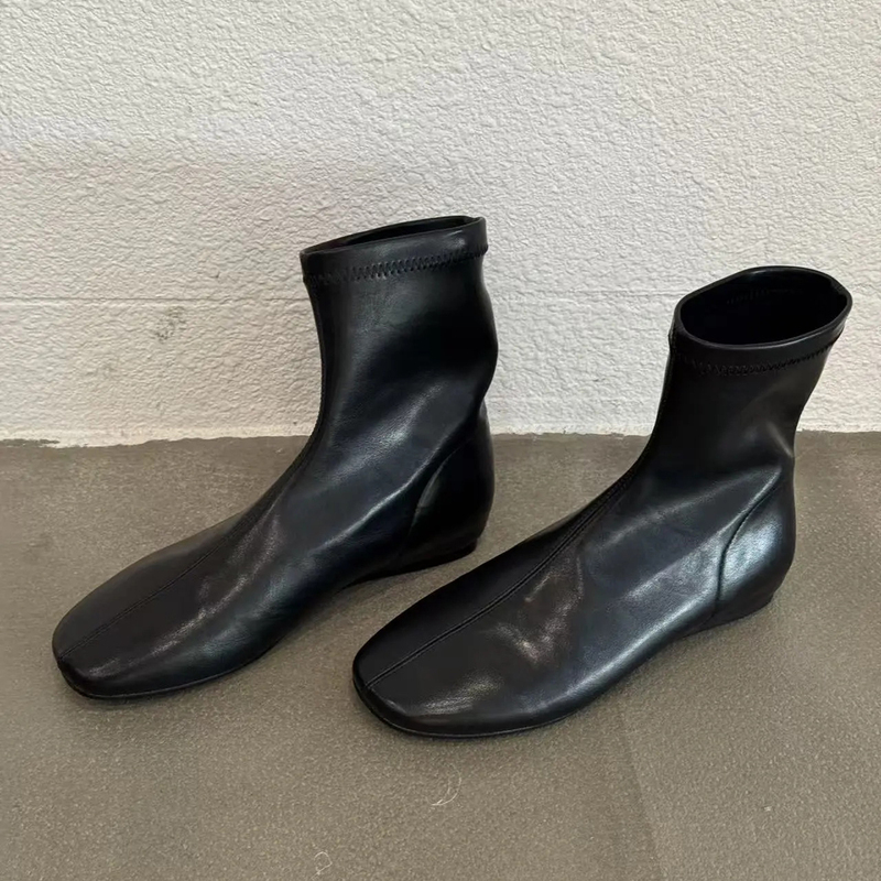 Hepburn-Style Round-Toe Elastic Slim Boots, Fashionable and Elegant Low-Heeled Slip-On Short Boots for Women, Martin Boots to Pair with Skirts