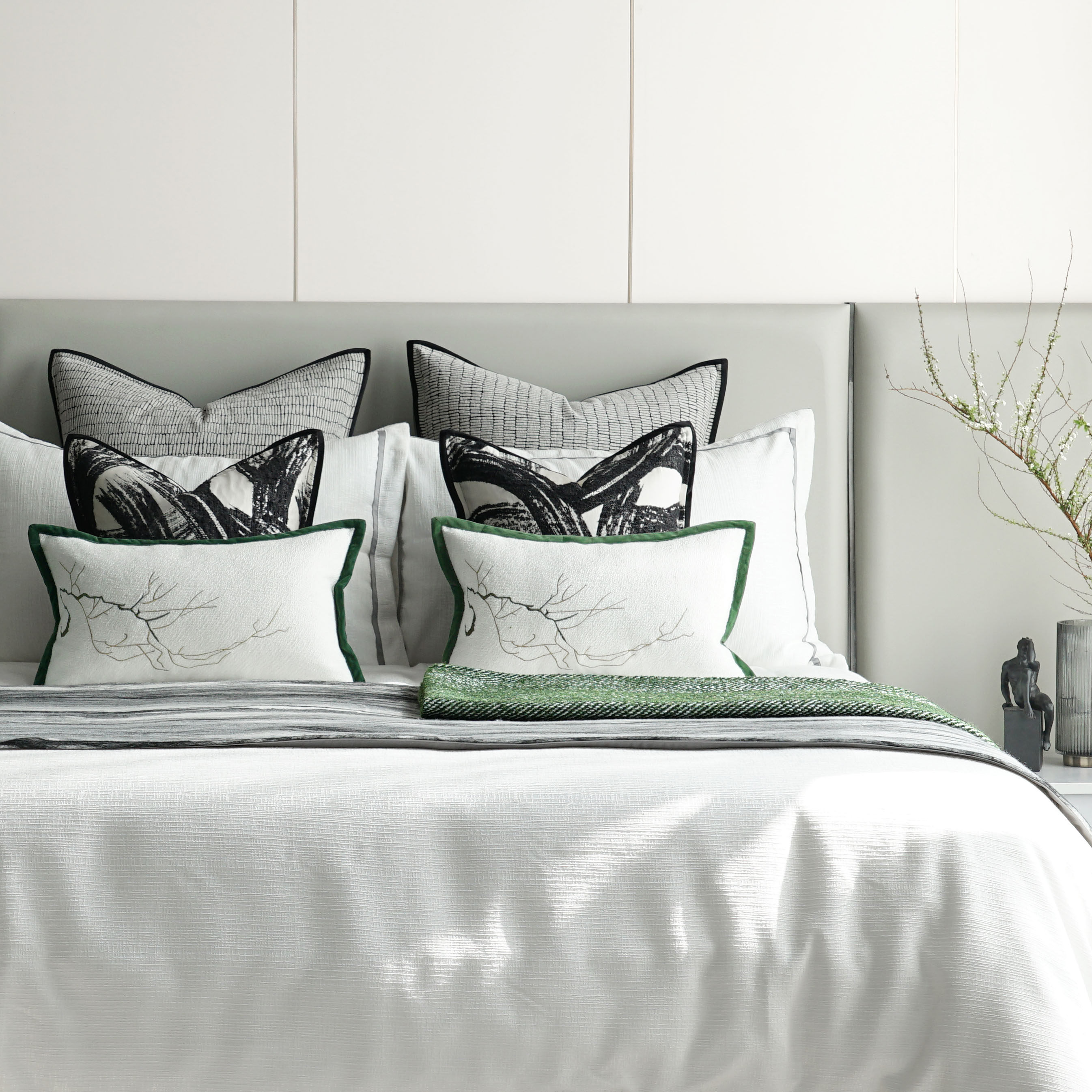 New Chinese black gray green high-end exhibition room bedding luxury soft soft-suit sample room