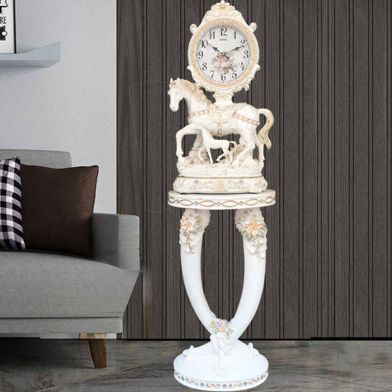 Sitting Room Floor Clock TV Cabinet Next To Swing Piece Eurostyle Fashion Decoration Watch Clock Villa Antique Great Bell Standing Bell