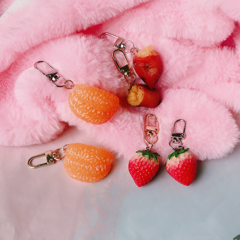 Creative Personality Emulation Baked Sweet Potato Key Button Pins Cute Strawberry Orange Buns Bag Pendant Ornament Bag Pendant