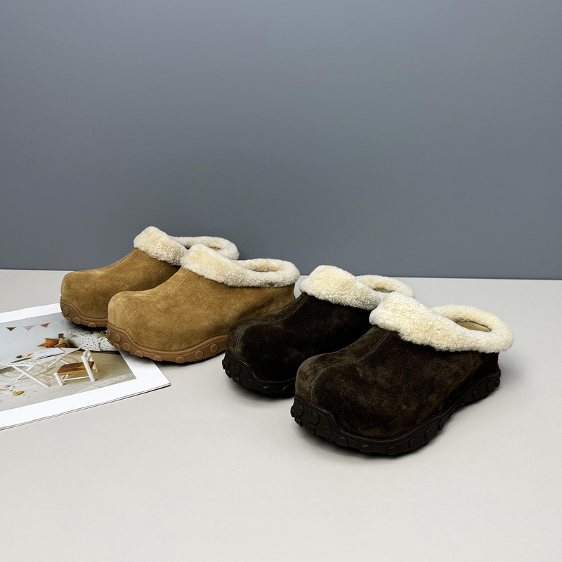 European Style 2026 Autumn Casual Genuine Leather Closed-Toe Slippers for Women, Fur-Lined Slip-On Loafers, Fashionable European Style 2026 Autumn Casual Genuine Leather Closed-Toe Slippers for Women, Fur-Lined Slip-On Loafers, Fashionable