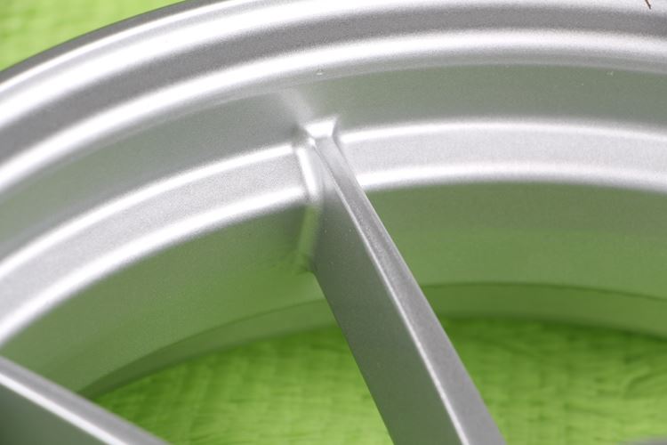 Năm lỗ rpm bánh trước 12-inch xe máy bánh xe phía trước hub xe máy điện sửa đổi Linhai Aurora trận ba thế hệ của mắt để đi xe BWS vành xe honda future