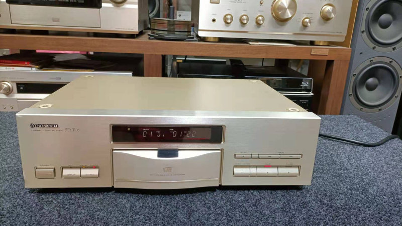 Pioneer Pioneer PD-T05 Reverse Turntable Fever CD Machine