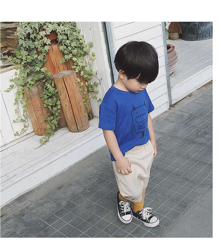 儿 Áo thun cổ tròn tay ngắn màu đơn sắc 2018 mùa hè mới áo thun cotton mỏng quần áo trẻ em hàn quốc
