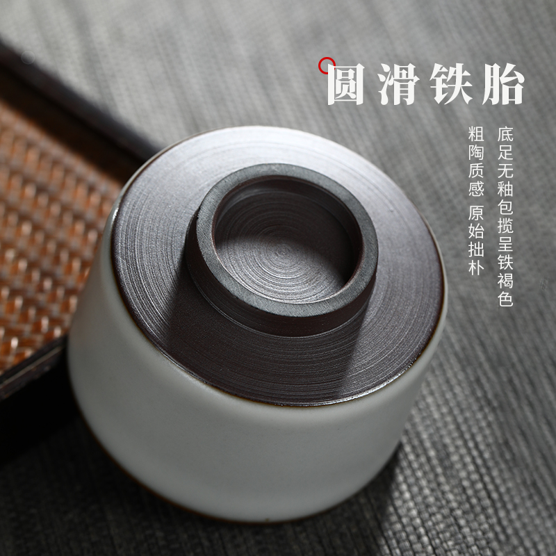 The Poly real scene between manual pressure hand cups kung fu masters cup large jingdezhen ceramics sample tea cup high - grade restoring ancient ways