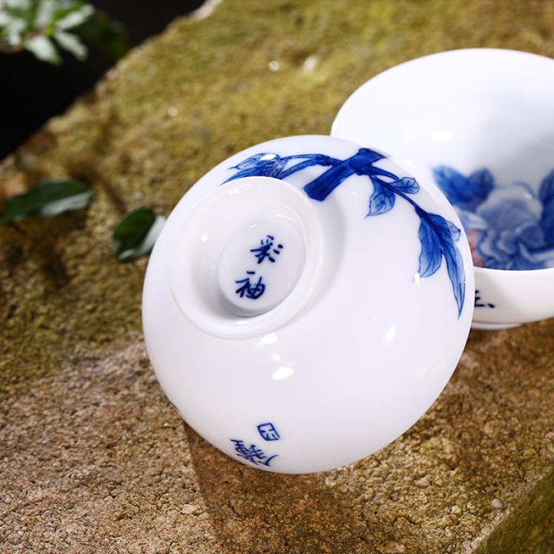 The Ocean 's poly real JingYouShi hin high - grade jingdezhen blue and white porcelain teacup hand - made kung fu name cup four cups