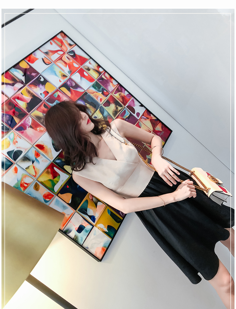 Không gian ngôn ngữ Hàn Quốc hè 2019 Phụ nữ mới Phiên bản Hàn Quốc của váy cổ chữ V gợi cảm eo cao là váy không tay mỏng - Váy eo cao đầm sơ mi thắt eo