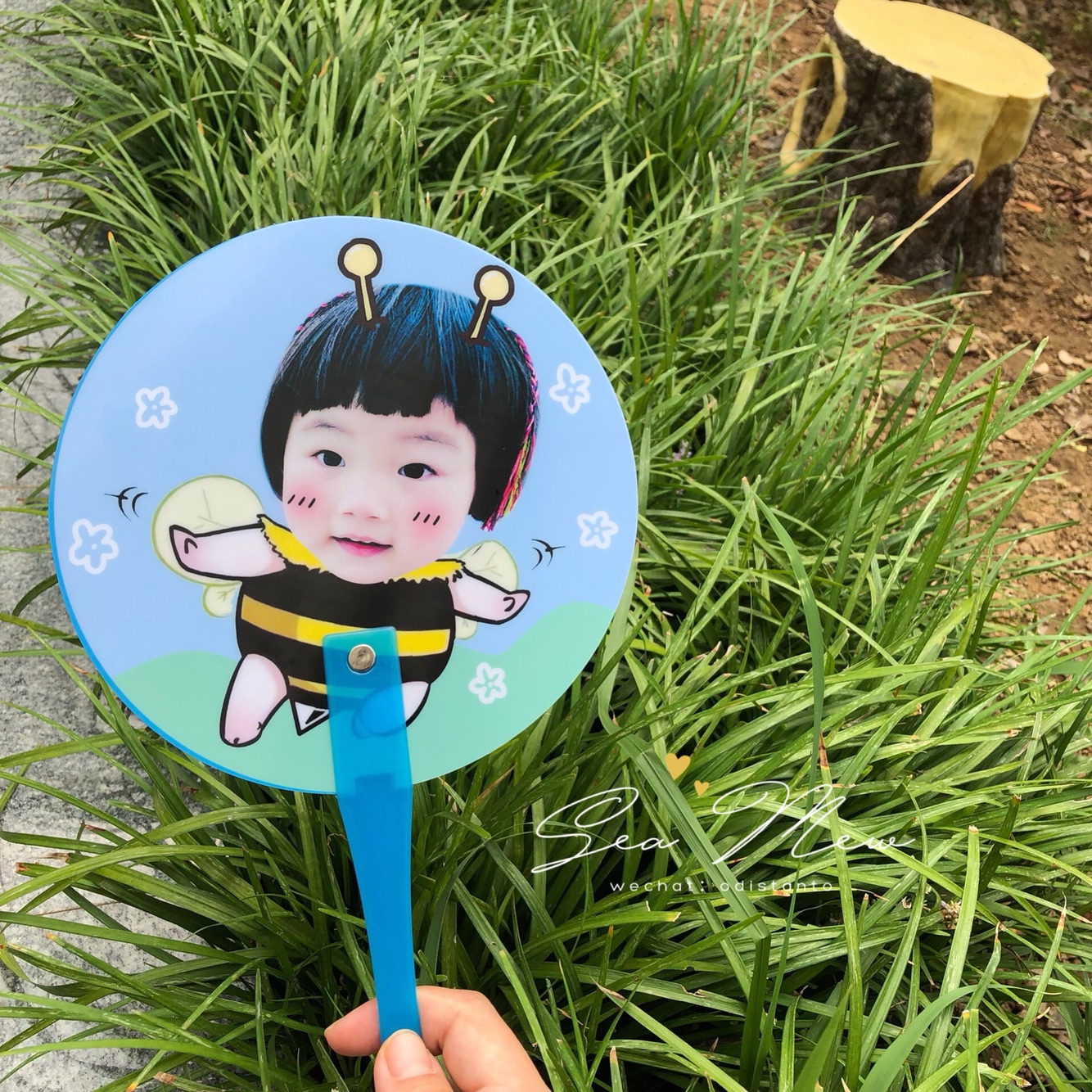 Summer fresh small fan customized for children's couples (fan handle color is random, more than one person needs to make up the difference)