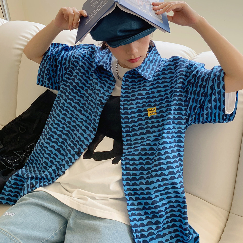 Nice store MeihaoStore Blue Black Wavy Grain Good Embroidery Loose Stack Wear Casual Short Sleeve Shirt Man