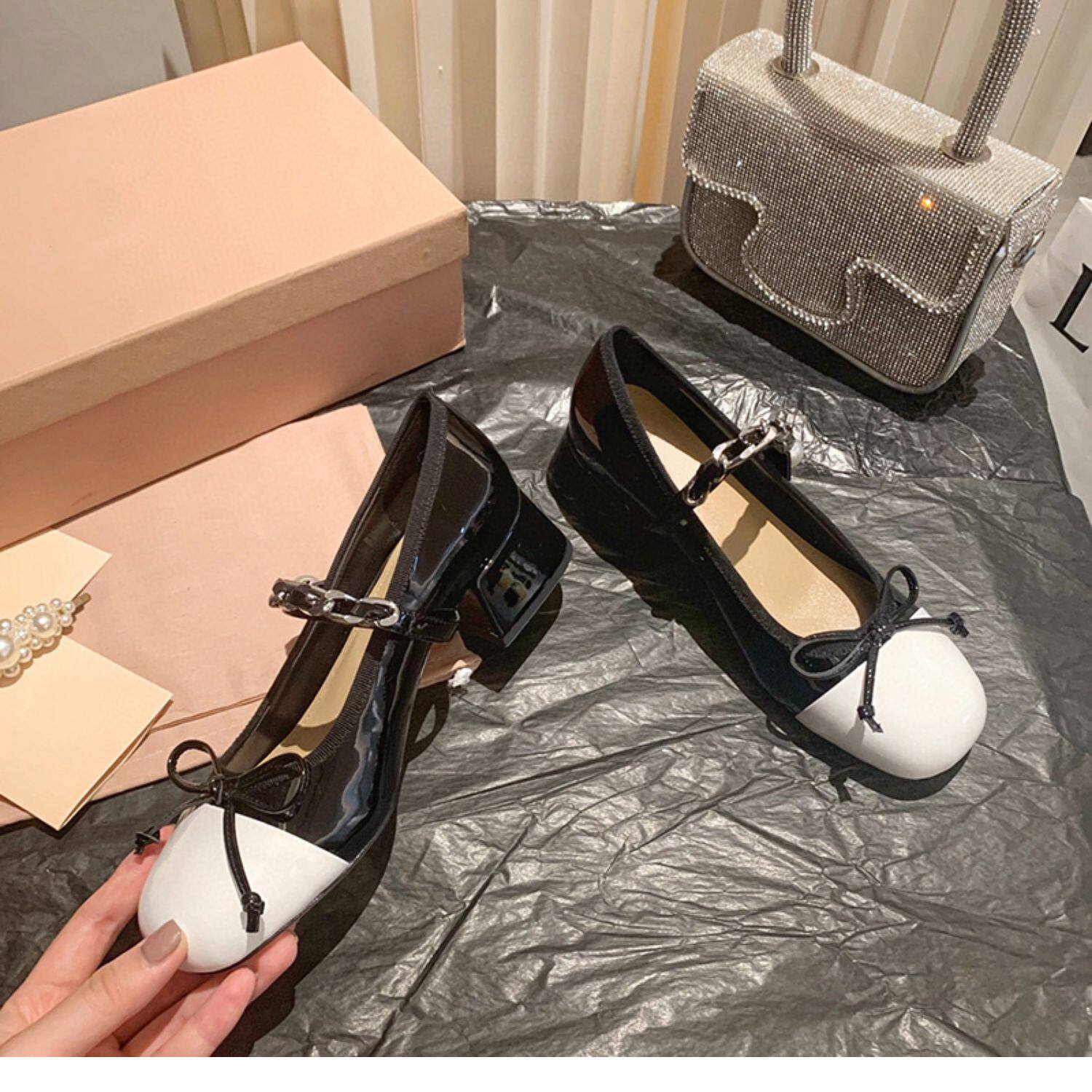 Туфли Мэри Джейн miu*法式复古中跟蝴蝶结高跟鞋粗跟方头一字扣小香风玛丽珍单鞋女 Rv&sw