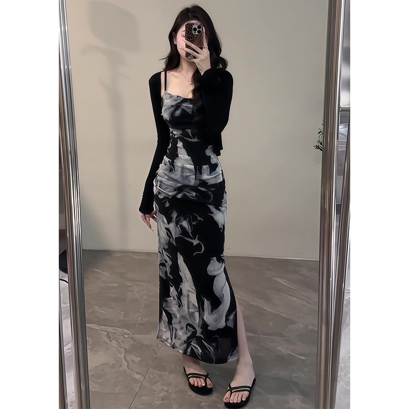 2025 High-End Ink Painting Retro Slim-Fit Long Dress with Slit and Hip-Hugging New Style Spaghetti Strap Dress for Women