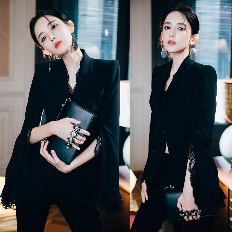 sandro aswenna with the same suit jacket woman 2022 autumn new manicure lace splicing black little western suit