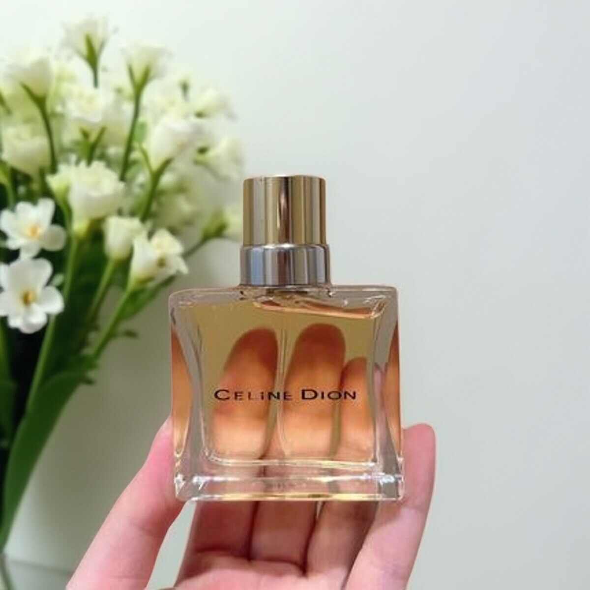 新品未使用 セリーヌディオン ノーツ オードトワレ 30ml セリーヌディオン 香水 ノーツ オーデトワレ EDT 残7割程度