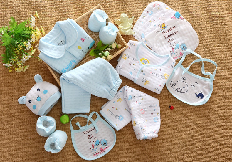 Coffret cadeau pour bébé - Vêtements + Fournitures - Ref 1976619 Image 23