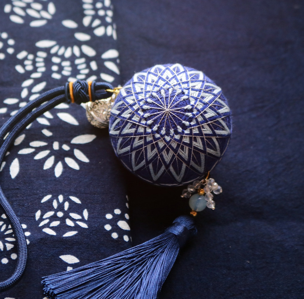 Green Porcelain Hands Bow Ball Material Bag Handmade Diy Embroidered Car Pendants Accessories Birthday Gift Christmas