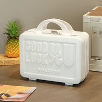 Молочно-белый