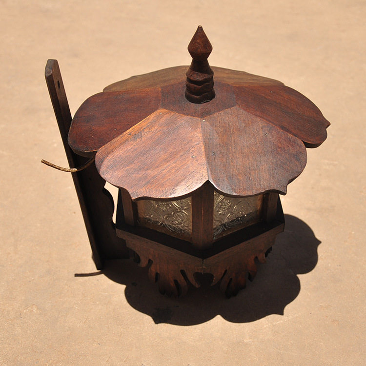 Thai Crafts Gift Hem SOUTH EAST ASIA STYLE HOTEL CLUBHOUSE VERANDA ROOM BEDSIDE WALL LAMP THAI STYLE DECORATED WALL LAMP