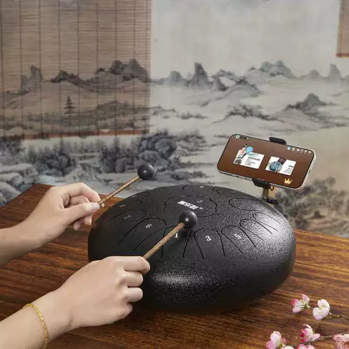 Просто нажмите, и вы будете там!Эфирный барабан — отличный инструмент для новичков. Интеллектуальное приложение для спарринга + полный набор аксессуаров. Эффектен в качестве подарка для личного использования.