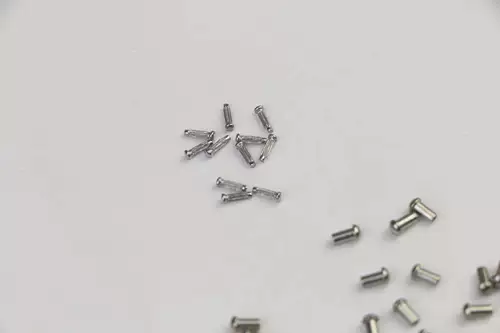 Келли сыграла заклинатель Келли Уайтины Платиновые Шаг Платиновой Винт Сделай СДОВКИ