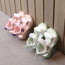 Infant summer new small Daisy soft-soled shoes boys Baotou anti-kick sandals 1-3 female baby non-slip toddler shoes 2
