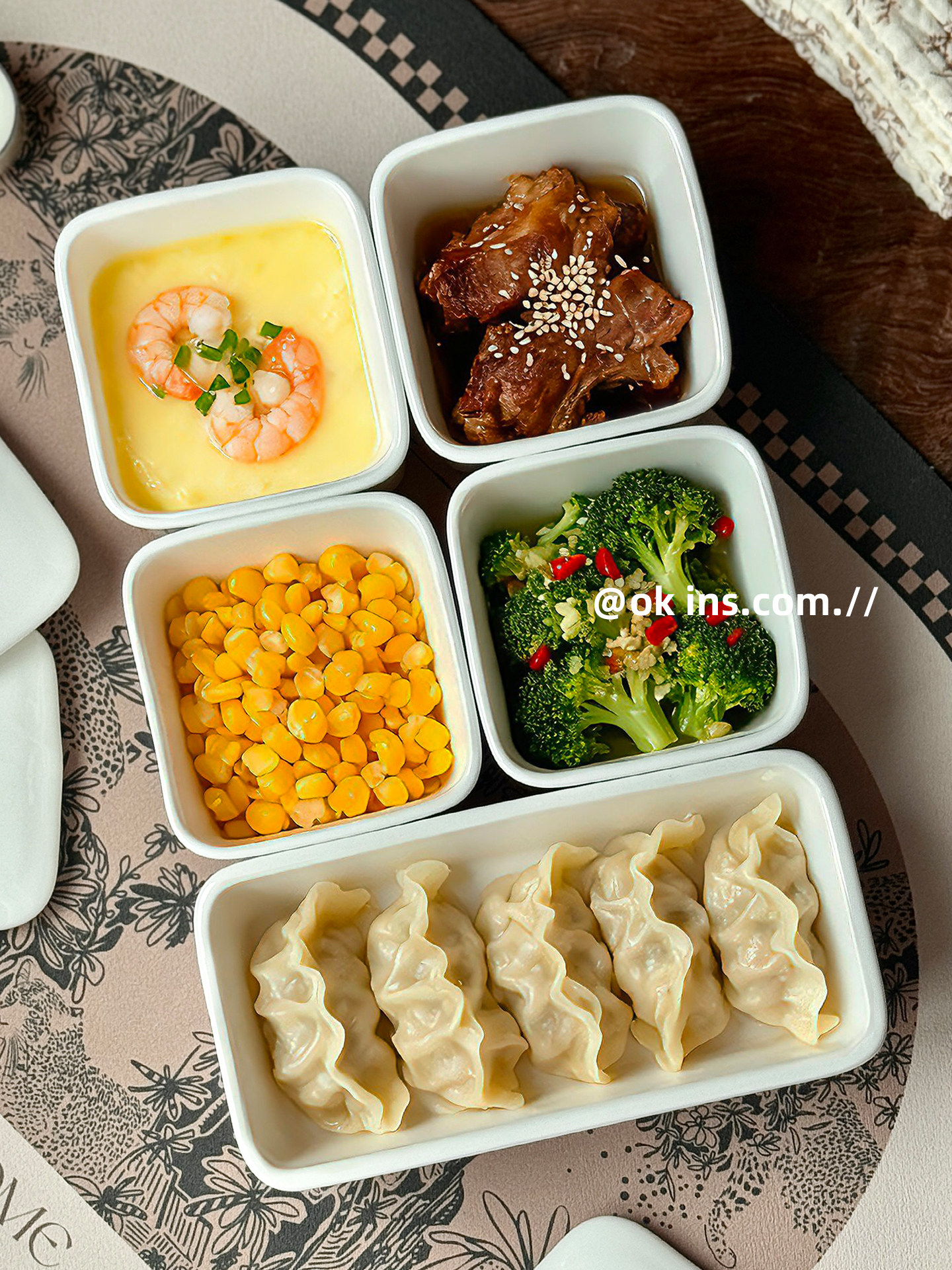 Ceramic Steaming Bowl with Lid, Small Bowl for Home Electric Steamer, High-Temperature Resistant Baking Bowl, Multi-Functional Steaming Dish