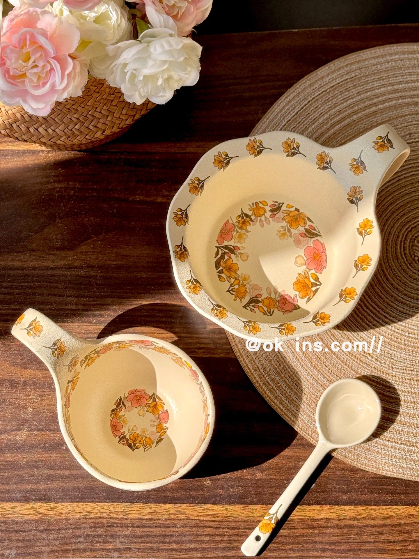 Retro Curved Handle Cup, Ceramic Milk Coffee Cup, Asymmetrical Lace Cup, High-End Mug, Girl Gift Cup