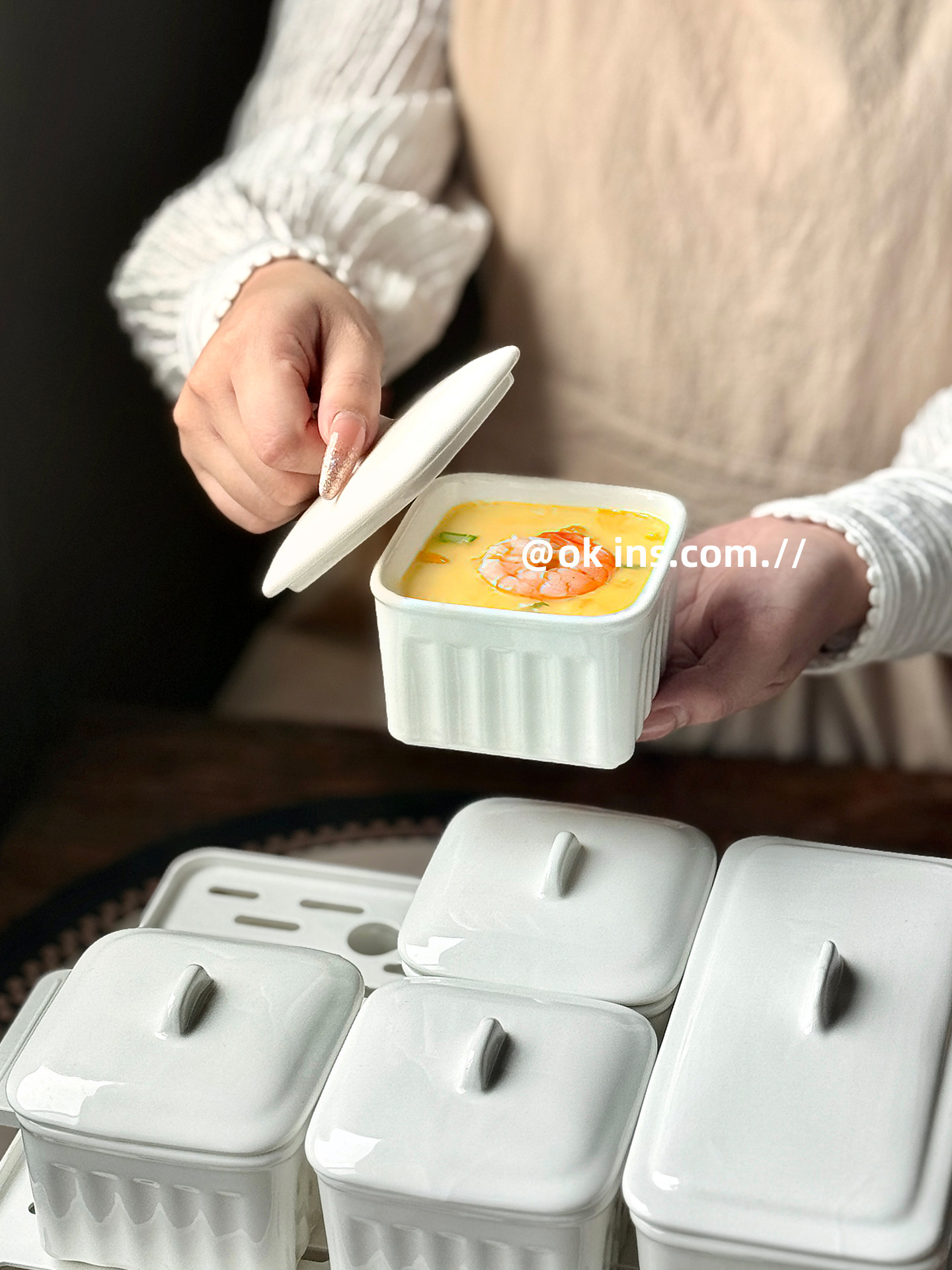 Ceramic Steaming Bowl with Lid, Small Bowl for Home Electric Steamer, High-Temperature Resistant Baking Bowl, Multi-Functional Steaming Dish