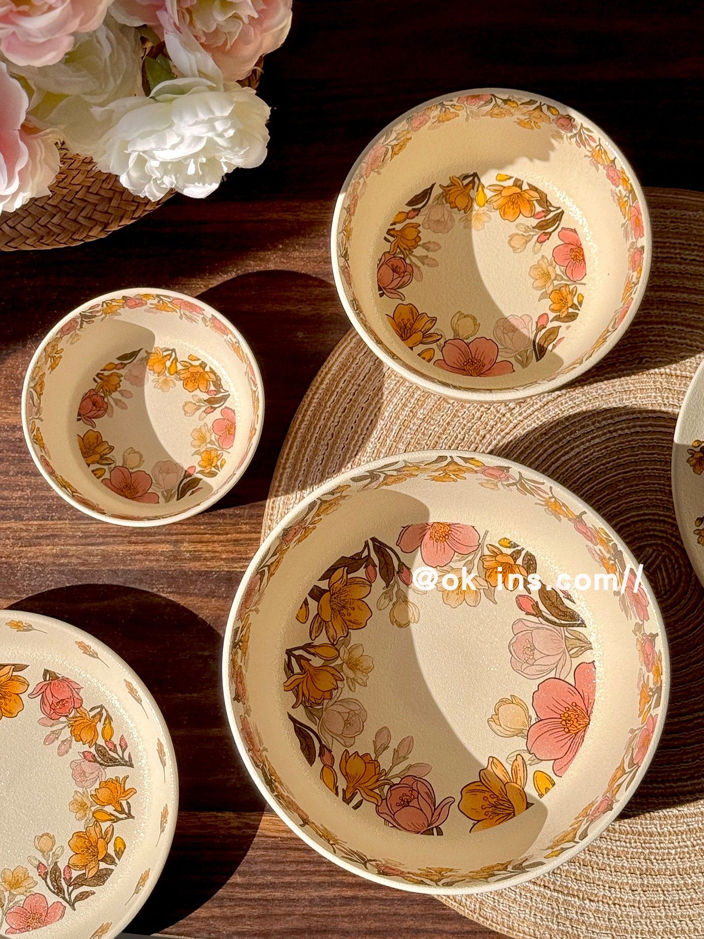 Monet Large-Capacity Soup Bowl, Ceramic Instant Noodle Bowl, High-End Soup Bowl, Retro Large Snail Noodle Bowl, Spicy Hot Pot Bowl