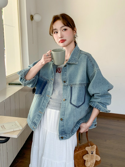 Hong Kong Style Retro Casual Denim Jacket for Women, Spring 2025 New Korean Version, Loose Design, Stylish and Versatile Jacket