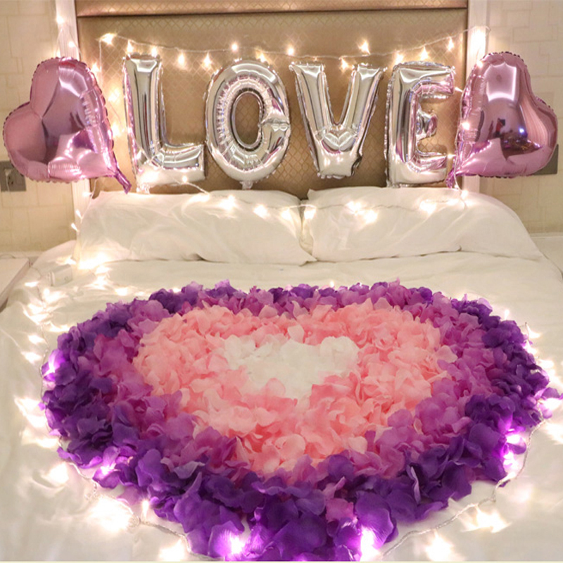 Romantic Table White Placement Rose Petal Courseware Wedding Balloon Wedding House Decoration Creative Items Birthday Valentine's Day Valentine's Day