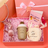 Подарочная коробка, льняная сумка, светодиодная лента, кукла, открытка, с медвежатами, букет