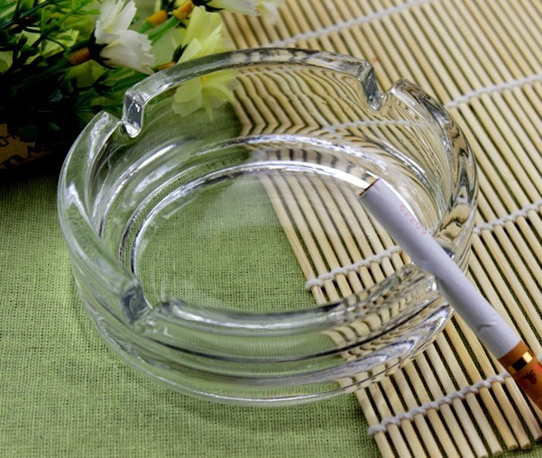 10 70CM glass ashtray stylish personality small smoke cylinder transparent round smoke cylinder European ashtray