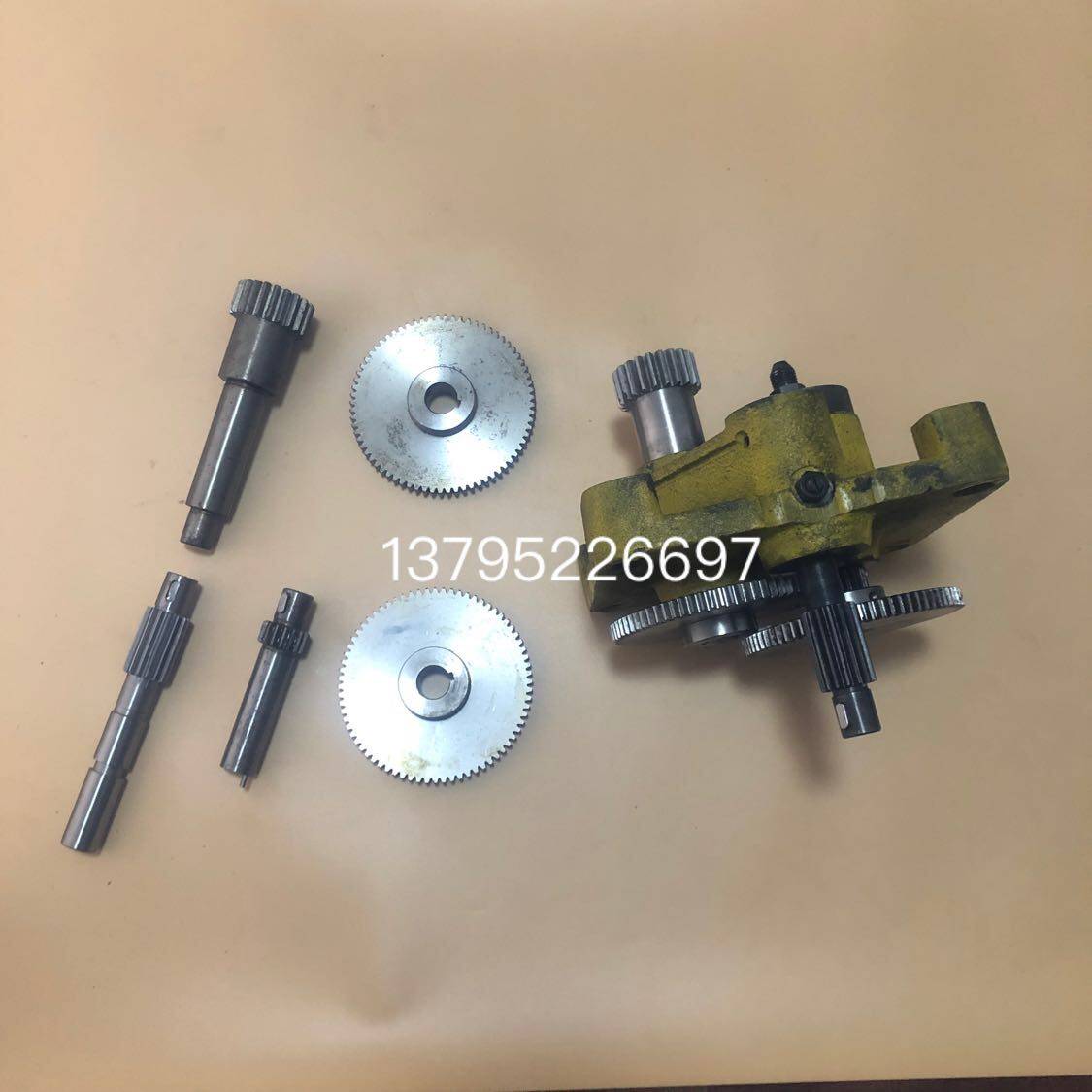 Manufacturer direct sales to Shanghai 3rd machine bed plant MA1420 MA1320 hand shaking mechanism gear shaft gear