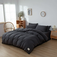 Маленький серый