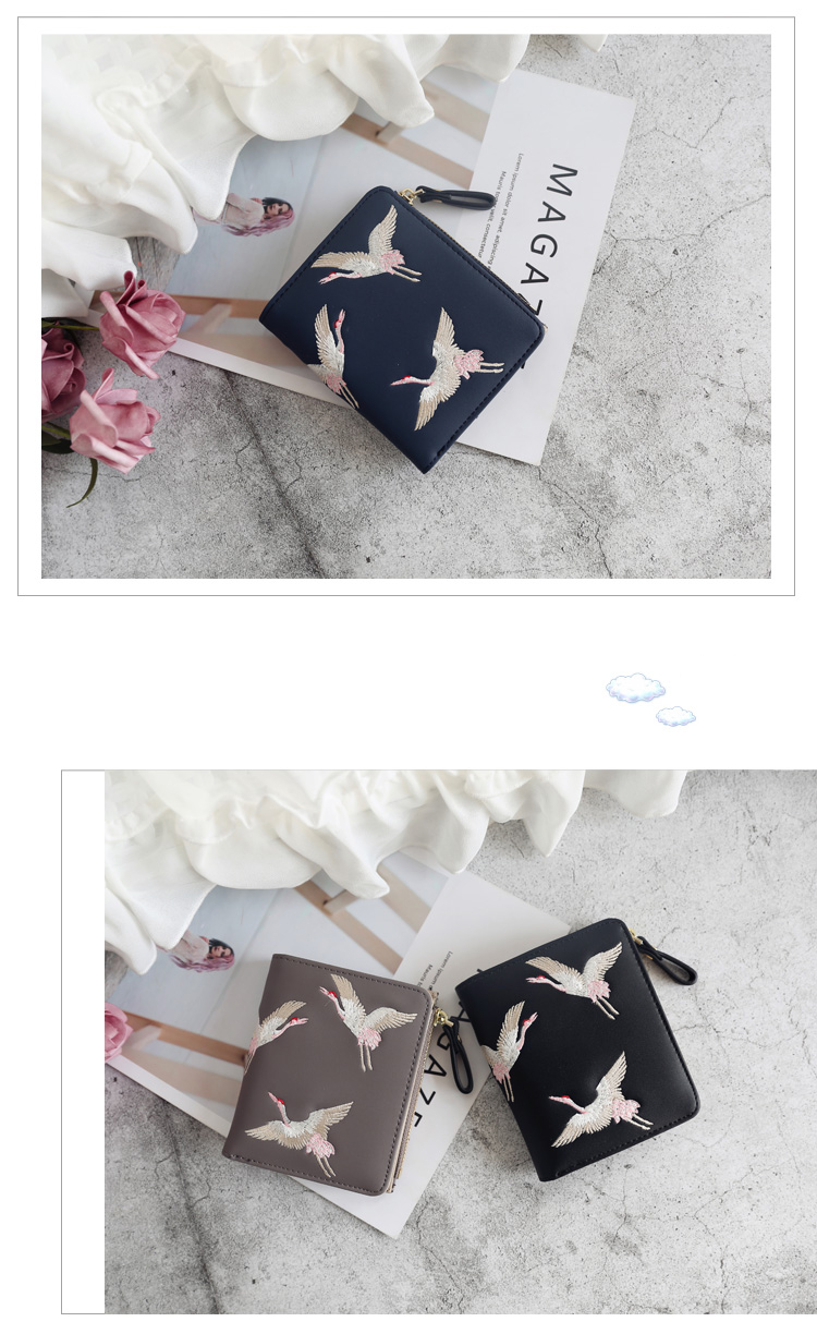 Hôn me2018 xu hướng thời trang mới túi xách ins sinh viên mini thêu ngắn ladies wallet pouch ví pedro