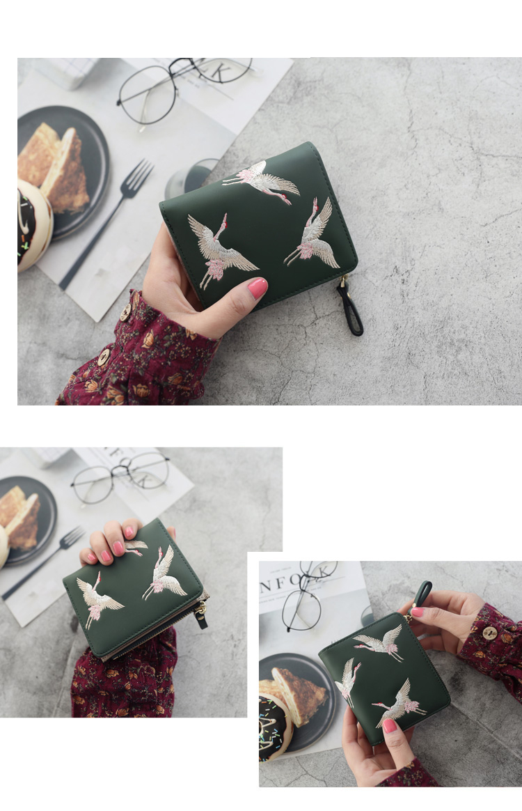 Hôn me2018 xu hướng thời trang mới túi xách ins sinh viên mini thêu ngắn ladies wallet pouch ví pedro