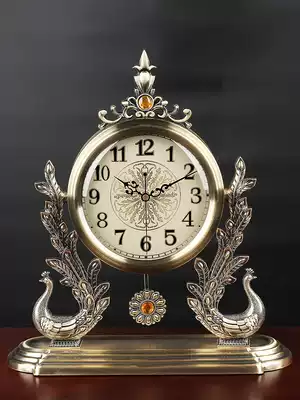 European-style light luxury metal table clock Living room silent table clock Desktop clock ornaments Household American peacock decoration table clock