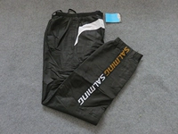 Черные штаны