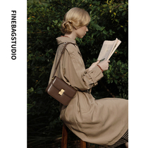 Finebagstudio2022 new retro single shoulder small square bag female inclined satchel with small crowdsourced design fashion commute