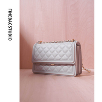 2021 summer new leather messenger bag niche design sense small bag small fragrance lingge chain bag tide all-match