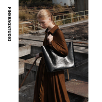 Finebagstuido new retro cowhide tote bag womens large capacity shoulder bag simple niche design