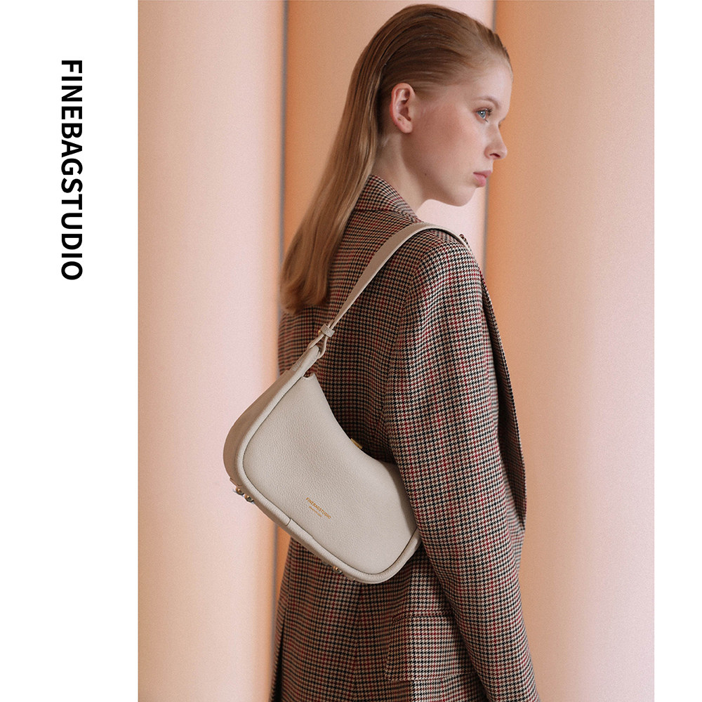 FINEBAGSTU2021 spring new leather armpit baguette bag retro fashion wild simple niche design