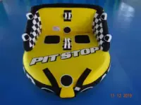 Кремовый желтый диван