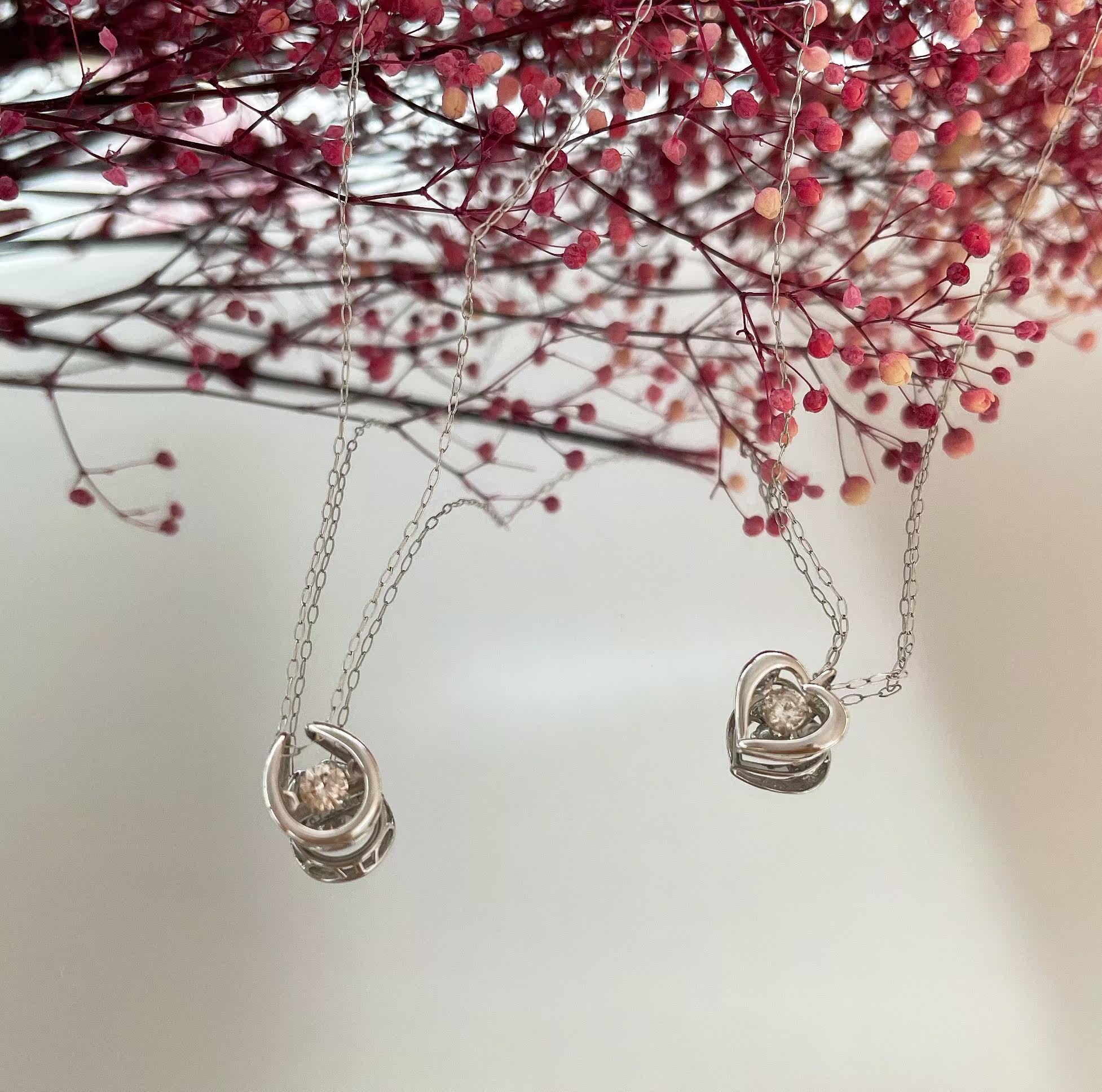 Japan Beating Heart pt900 Platinum O-chain 0 1 Claling Diamonds Lock Bone Necklace with DGL Certificate